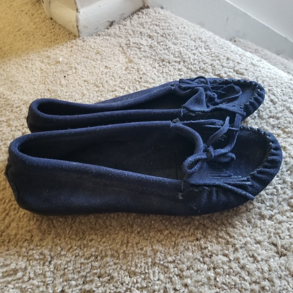 Minnetonka suede navy Moccasins 10